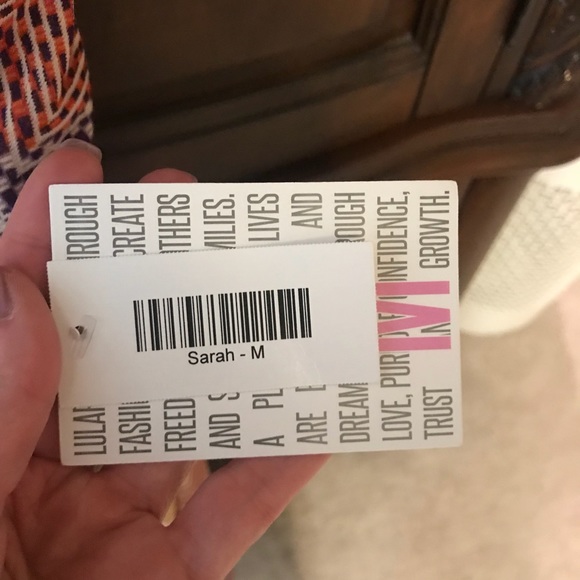 New LuLaroe Sarah - Picture 4 of 4